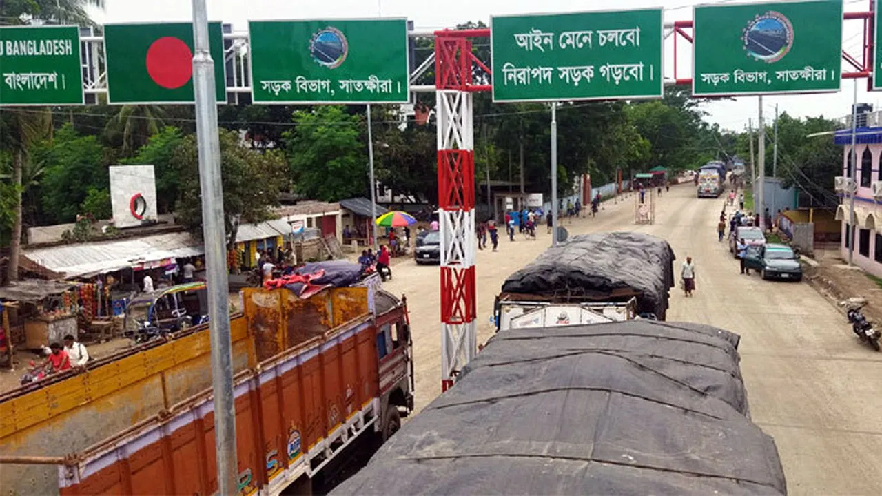 ভোমরা স্থলবন্দরে আমদানি কমলেও বেড়েছে রাজস্ব