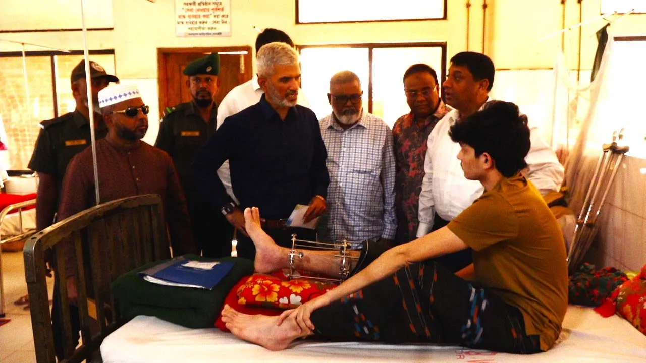 জুলাই আন্দোলনে আহতদের পাশে এমইএস ঠিকাদার ফাউন্ডেশন